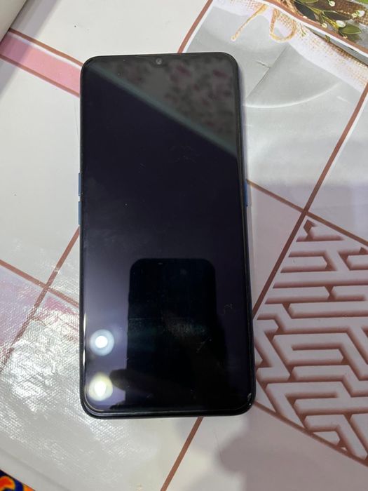 Продам телефон Oppo A9 128gb