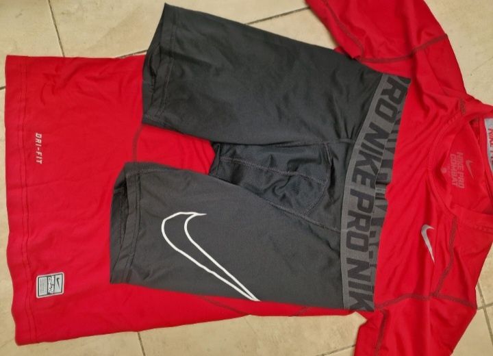 Nike Pro лот за момче клин и тениска