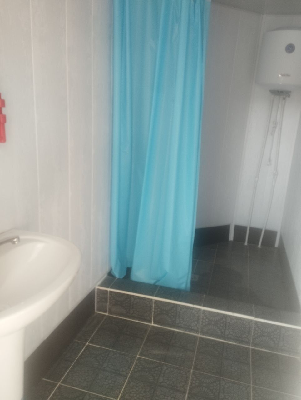 Dacha sotiladi Piskent 1chi moʻstda