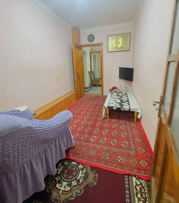 Квартира на Космонавт 2/1/4 общ пл 60м/77 серия +подвал+огород