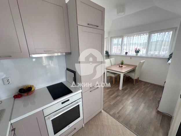 Продава се Тристаен апартамент в Созопол - 111 кв.м за 2163 €/кв.м - Снимка #3