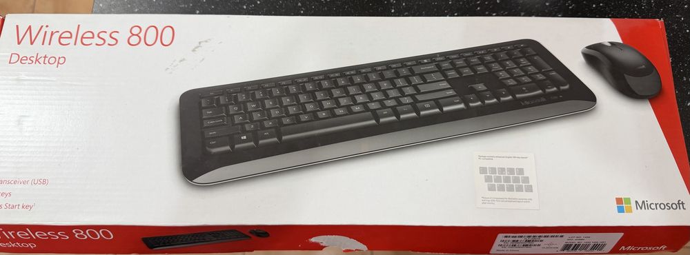 Tastatura si mouse wireless microsoft 800