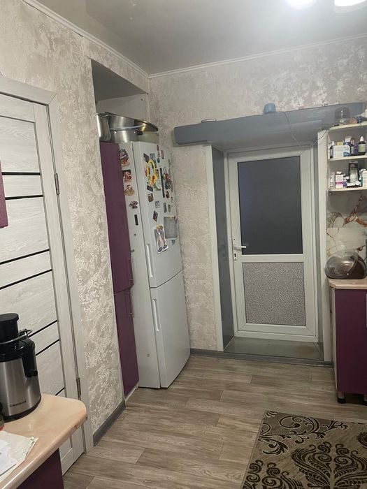 Продается кирпичный дом.