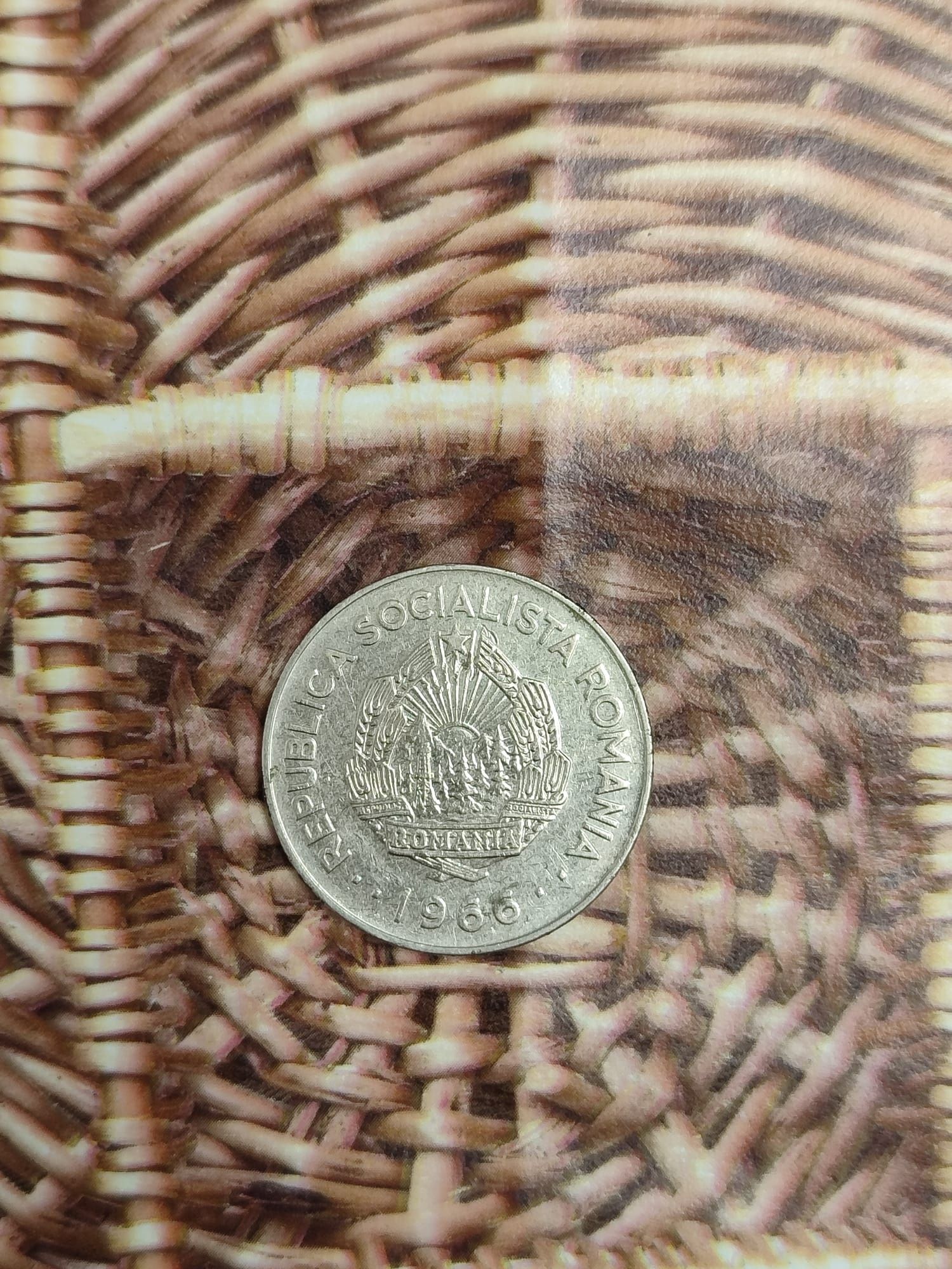 Moneda 1 leu 1966