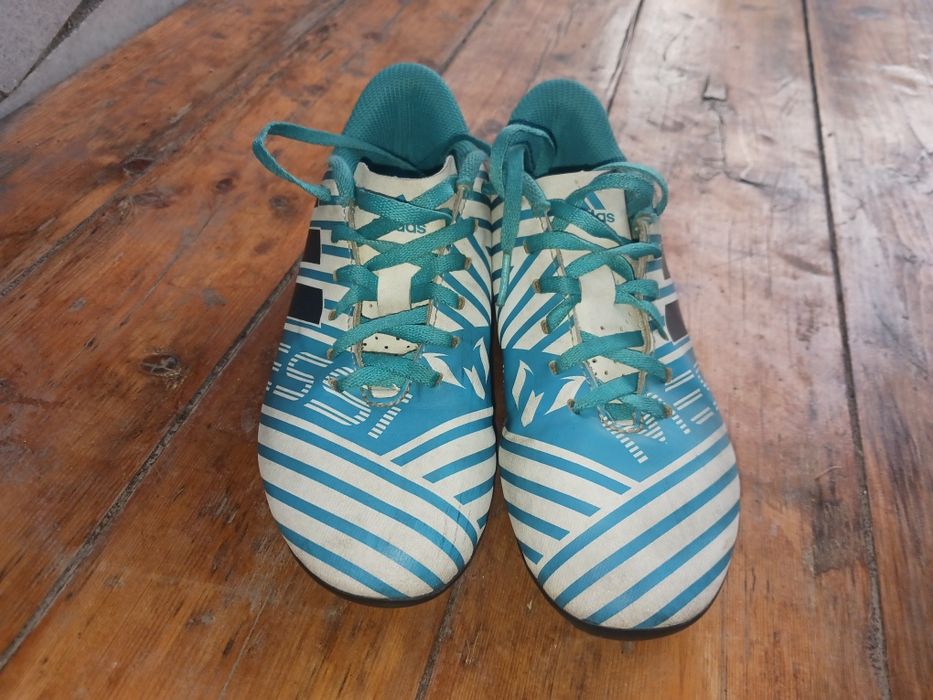 Детски футболни обувки Адидас 33ти номер