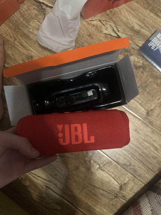 Boxa jbl flip 6 noua sigilata
