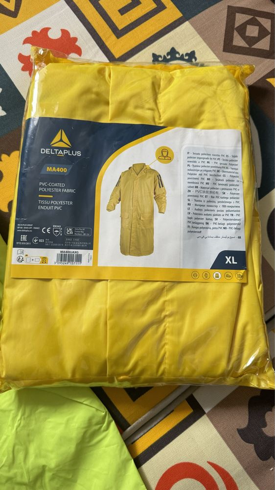 Продам,дождевик новый