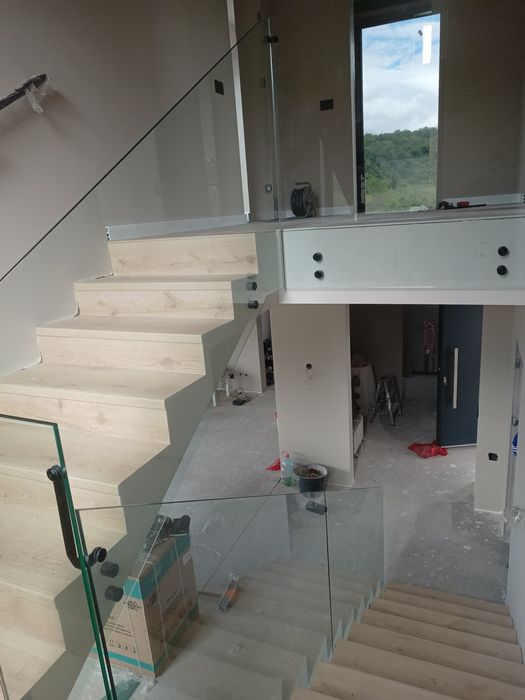 Balustrade din sticlă și Inox
