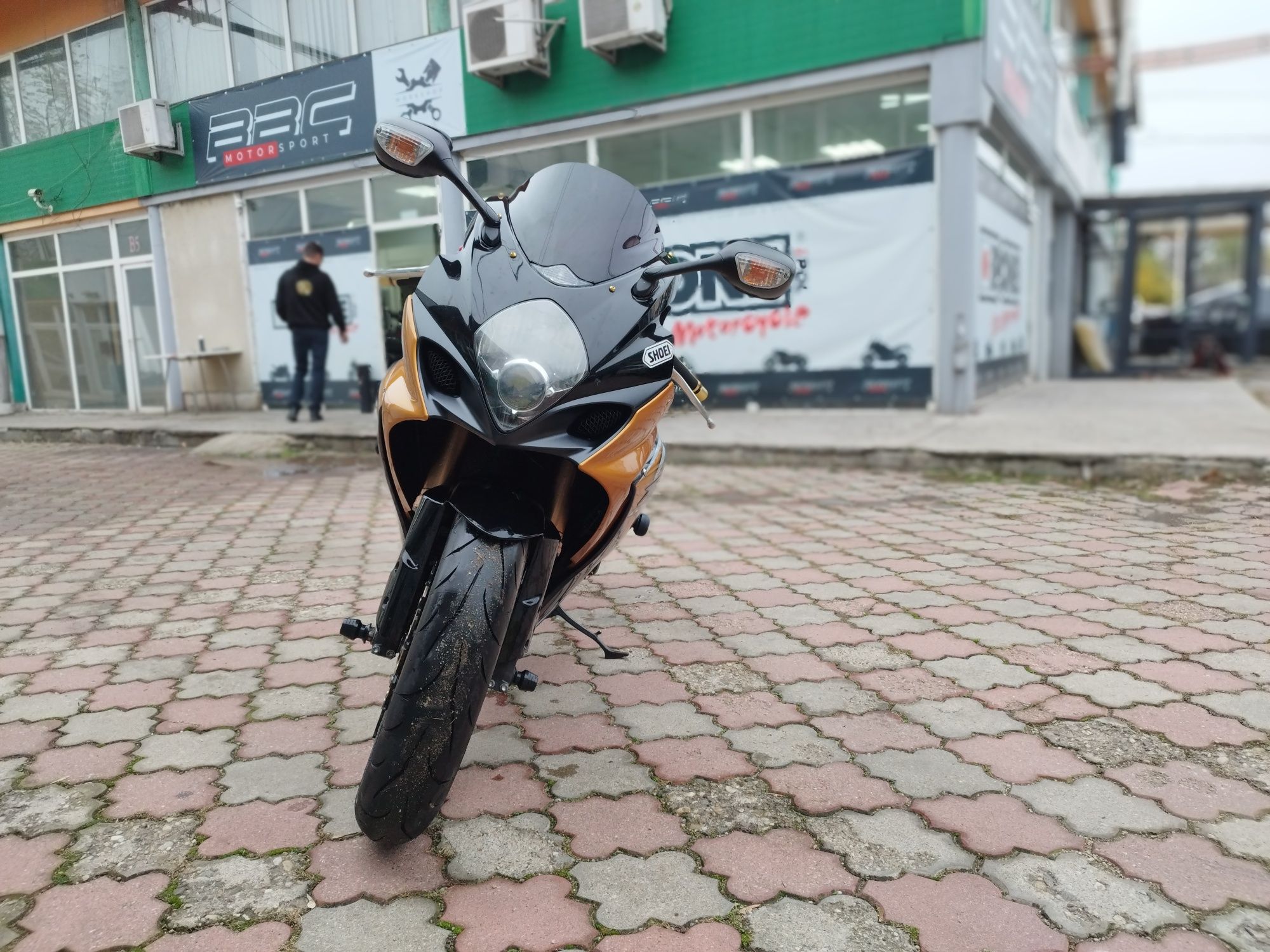 Suzuki gsxr 1000 k8