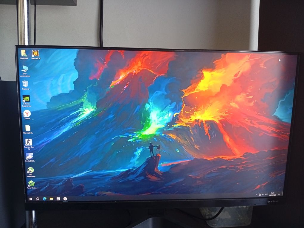 Продам Монитор Samsung 24D