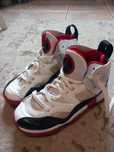 Adidasi Jordan Jumpman