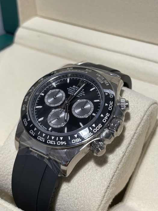 Часовник Rolex Daytona Oysterflex White Gold Black Dial