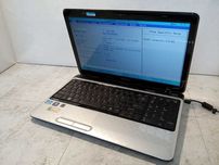 продавам лаптоп TOSHIBA