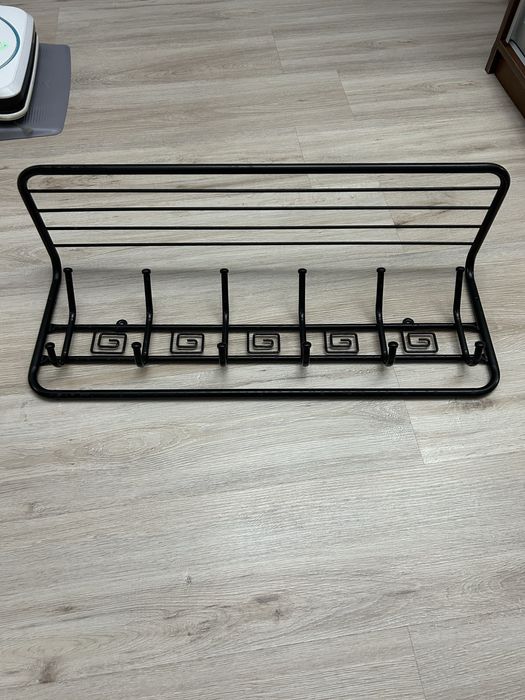 Вешалка настенная