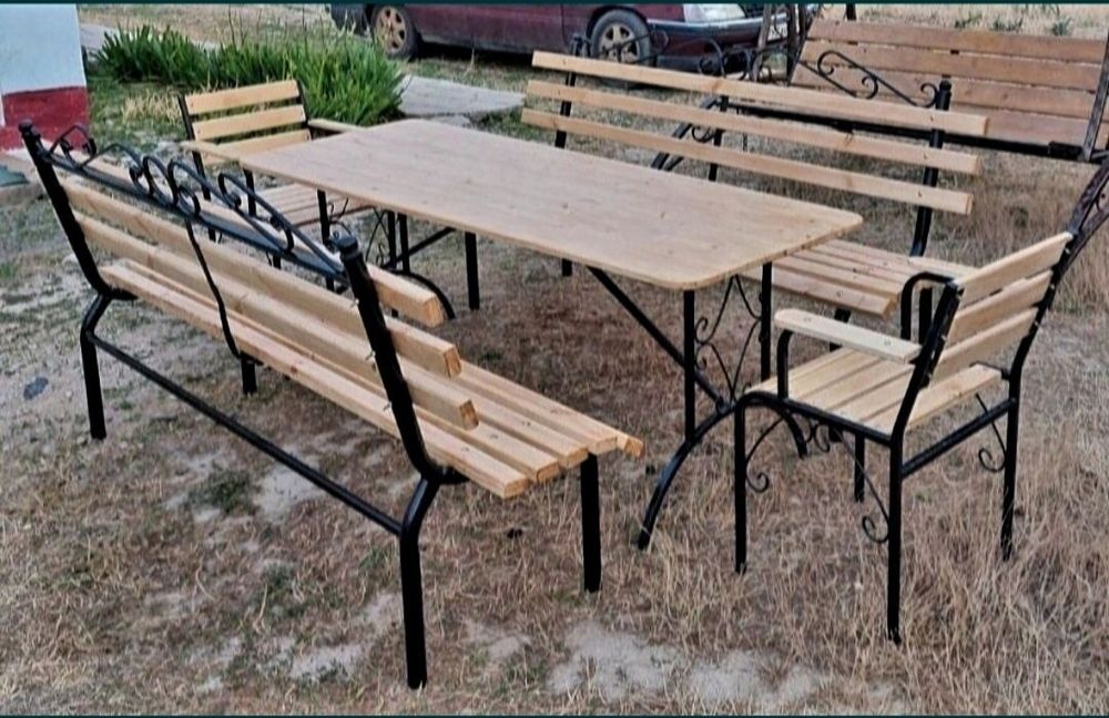 Стол и скамейка с креслами 2 метра