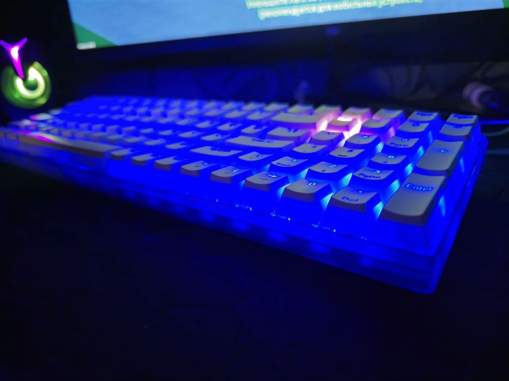 Клавиатура Dexp Frost Embrace в хорошем состоянии