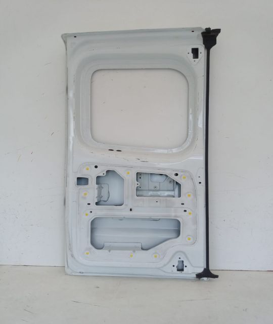 Usa Batanta  dreapta spate R008191G / 3234GM65913 Renault Trafic a 2-