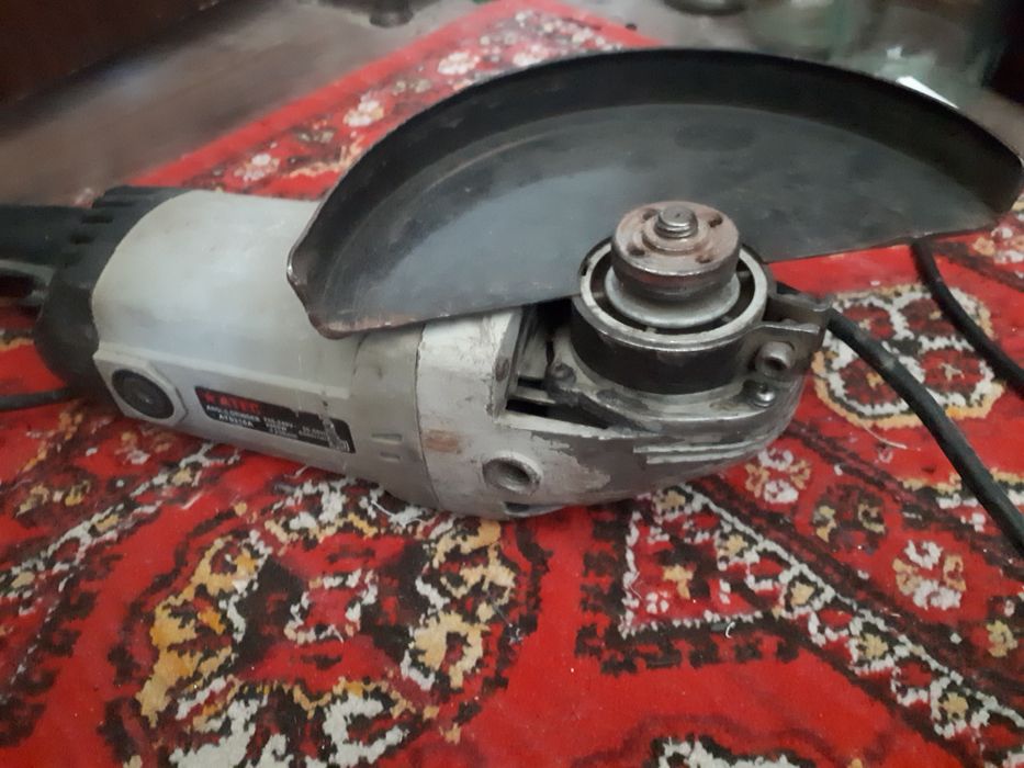 катта болгарка сотилади.