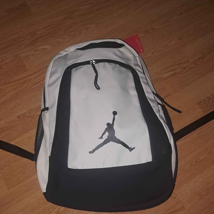 Ghiozdan Air Jordan Alb Negru din Textil si Piele