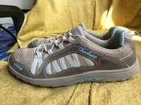 Adidas Skechers nr 38