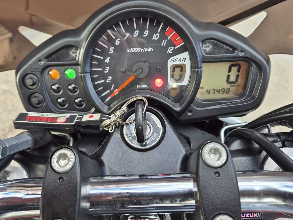 Suzuki SFV 650 Gladius ~ Garantie ~ Rate directe fără DOBÂNDA ~