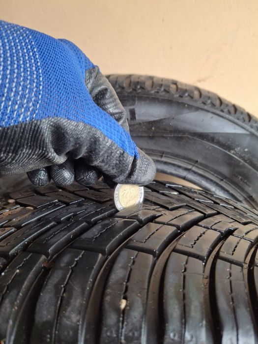 Летни гуми Sunfull и всесезонни Pirelli