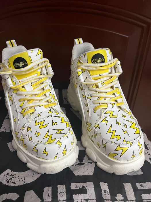 Adidasi femei Buffalo