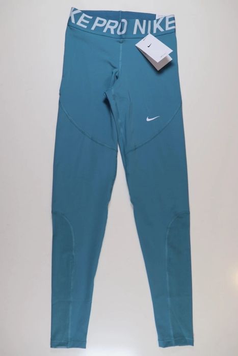 Дамски клинове Nike Pro