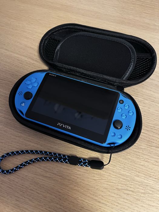 PS Vita Slim Aqua Blue – ediție Japonia, baterie ca nouă, modată