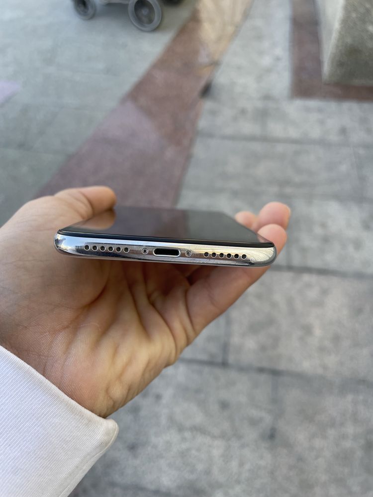 Iphone X  LLA 64Gb