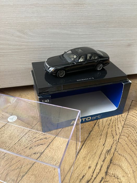 КОЛЕКЦИОНЕРСКИ коли колички автомобили 1:43 1/43