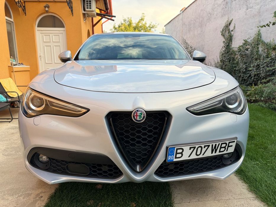 Alfa Romeo Stelvio Primul proprietar/ Distributa si Revizie facute
