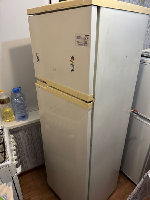 Отдам бесплатно холодильник