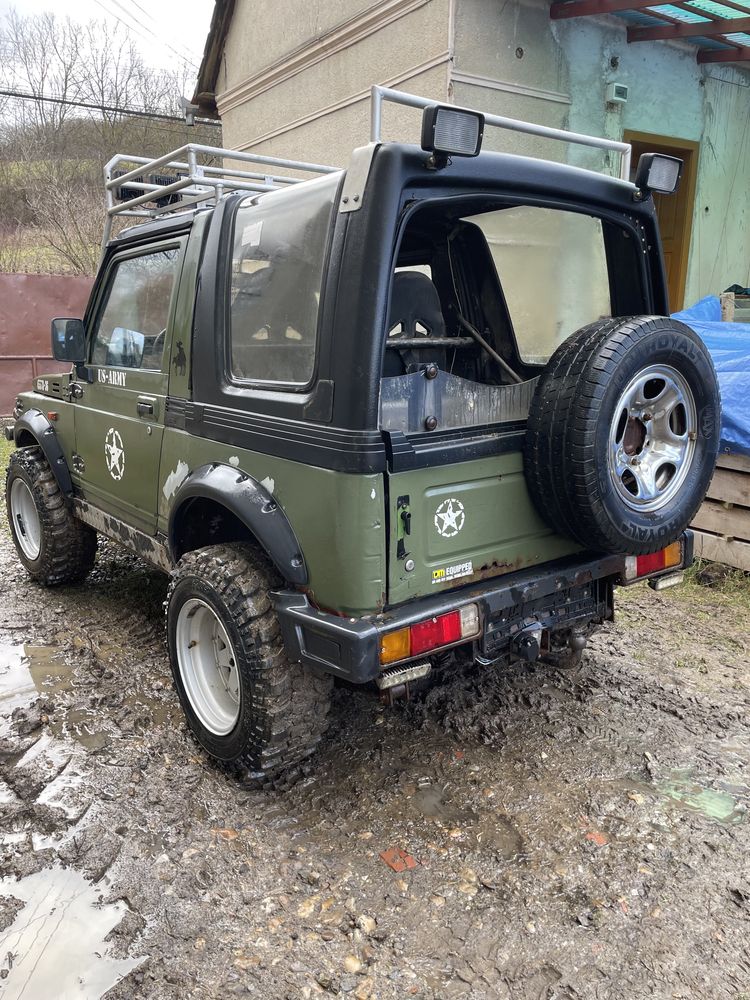 Suzuki samurai  SJ