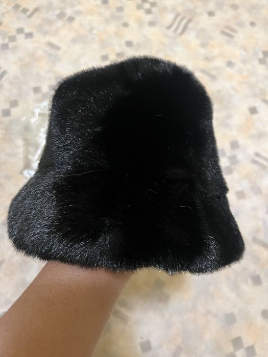 Шапки зимнии женские