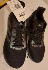 Adidas, pantofi sport.