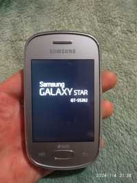 Сотовый телефон Samsung.