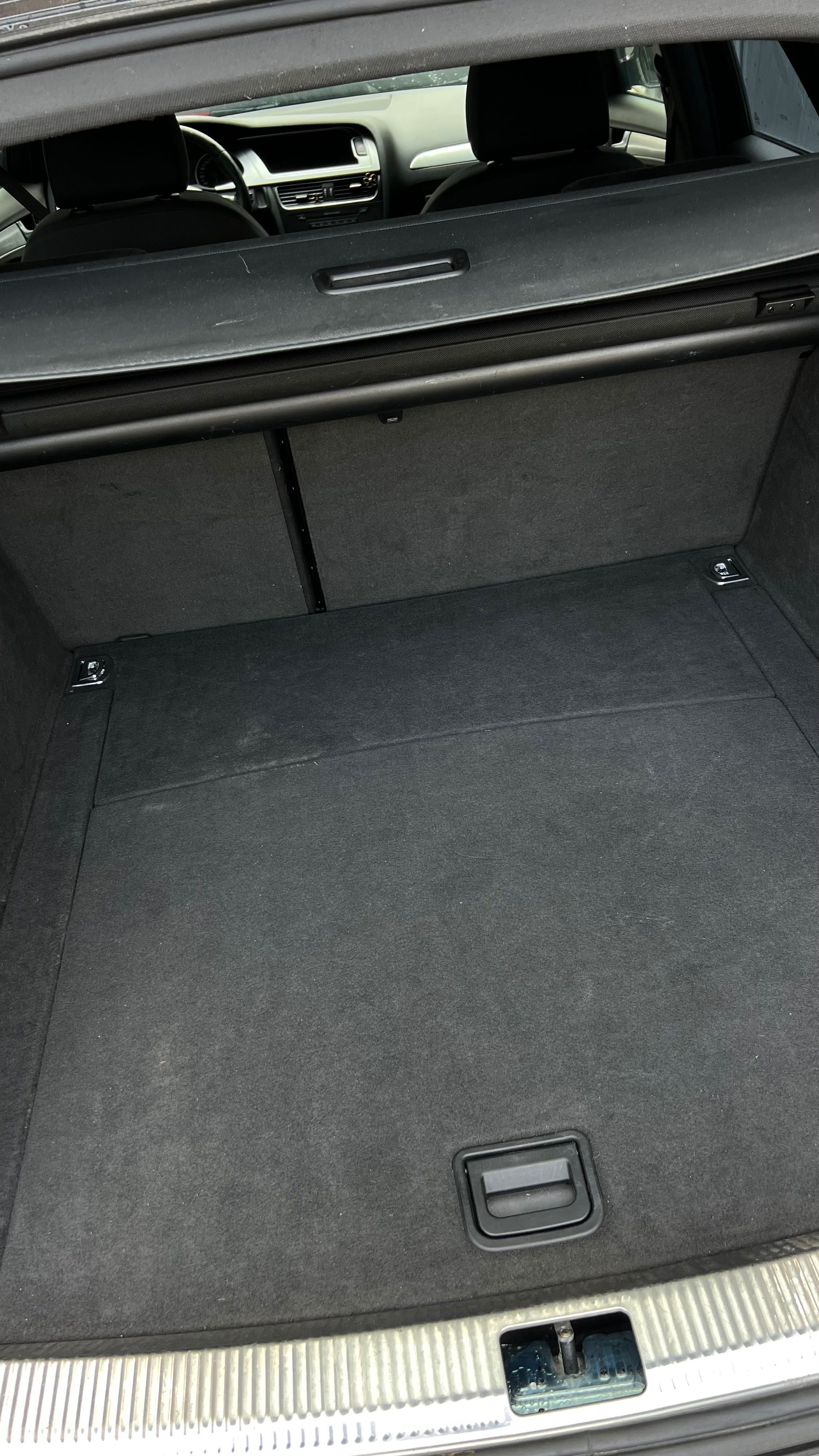 Audi A4 B8 2009г.
