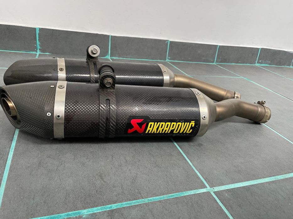 Tobe akrapovic yamaha r1 2007 2008