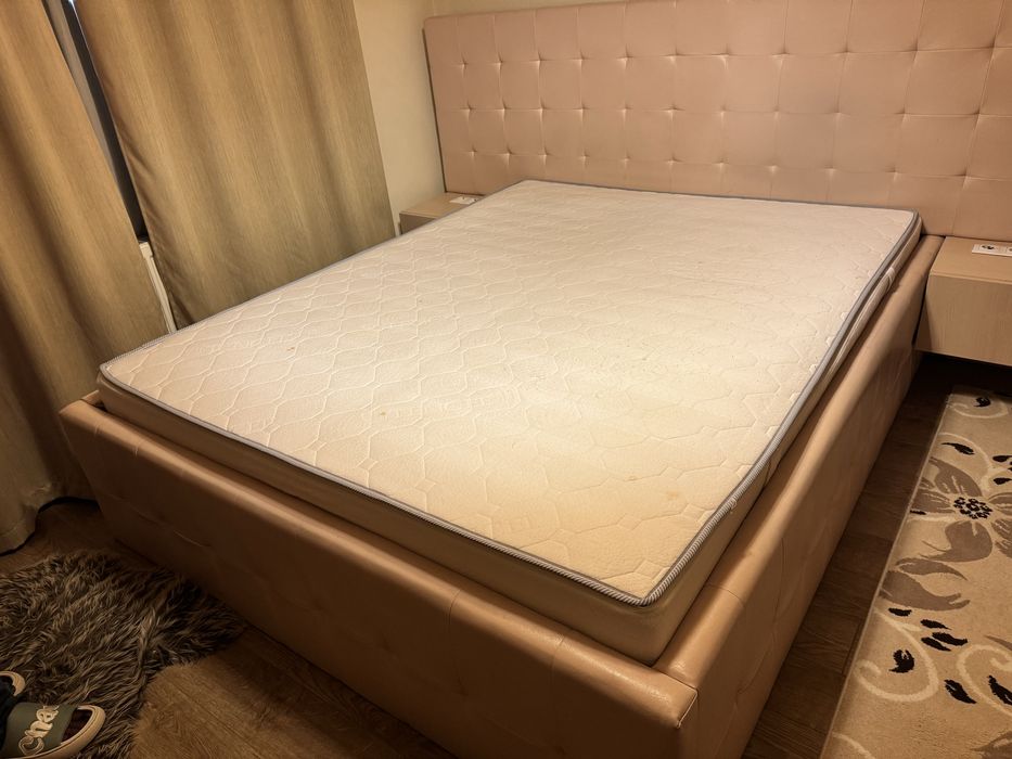 Vand saltea 160x200 ca noua,in stare buna