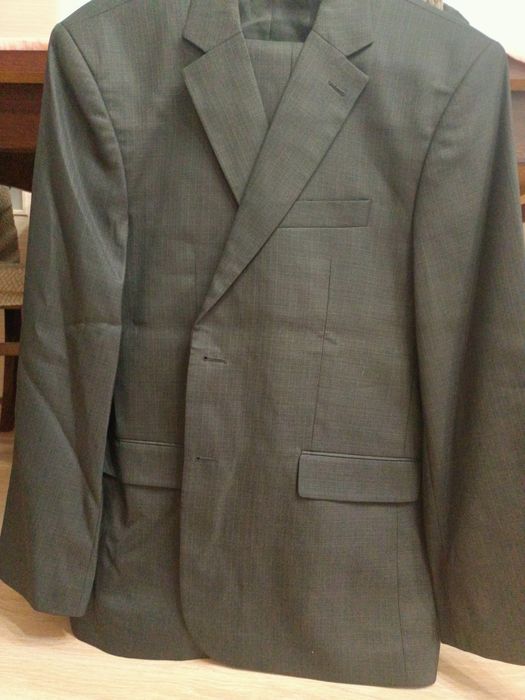 Продам мужской костюм