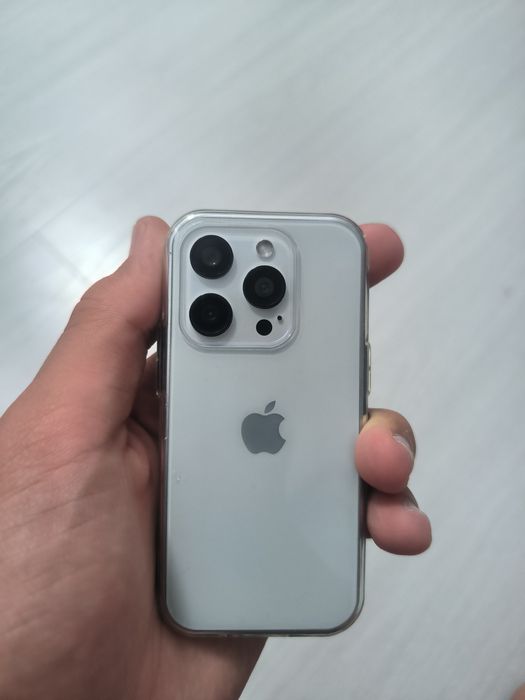 iPhone 16 mini Android