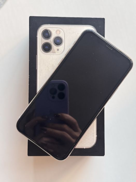 Айфон 11 pro в отличном состоянии