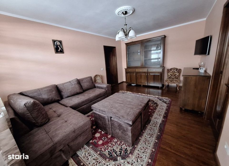 Apartament  3 camere Central , 70 metri, etaj 5 Cod:159634