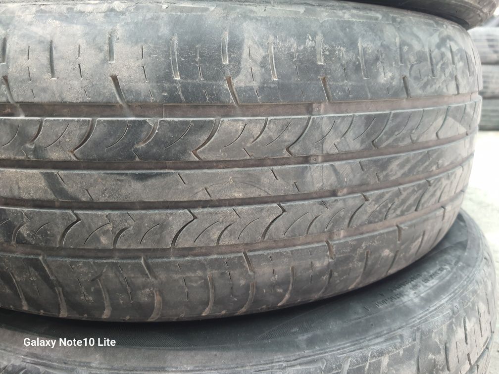 Шина 225/60R18 4 sht