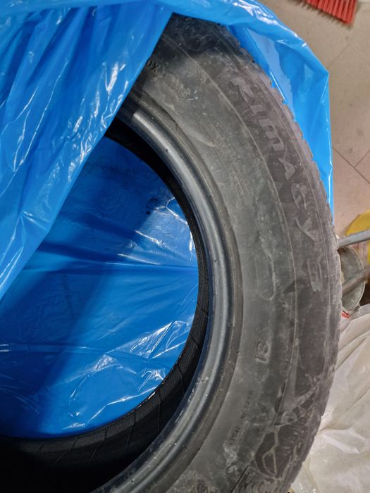 Michelin primacy  215 65 17