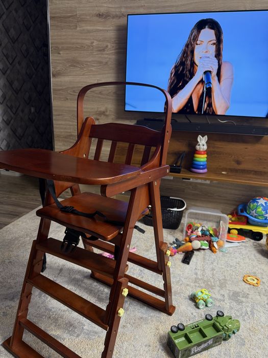 Детский стульчик для кормления