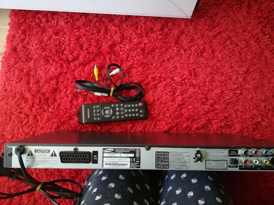 SAMSUNG DVS player P370  cu cablu hdmi / scart