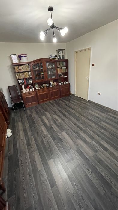 Apartament 2 camere Petrila