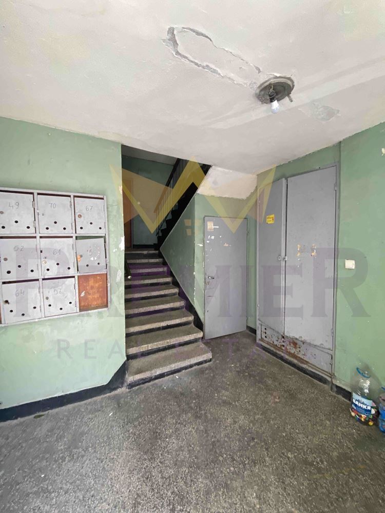 Продава се Едностаен апартамент в Перник, Изток - 46 кв.м за 1000 €/кв.м - Снимка #6